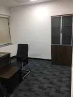 Office for rent with rent inside the business center : Image 4