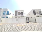 فيلا للايجار متكونه من 4 غرف ومجلس وصاله وجاهزه للسكن وغرفه خدامه ومساحه 3014 قدم : Image 1