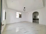 فيلا للايجار متكونه من 4 غرف ومجلس وصاله وجاهزه للسكن وغرفه خدامه ومساحه 3014 قدم : Image 3