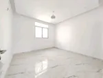 فيلا للايجار متكونه من 4 غرف ومجلس وصاله وجاهزه للسكن وغرفه خدامه ومساحه 3014 قدم : Image 4