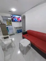 سكن شباب شيرنج ... النظافه عنوان 

سكن جنب مترو القيادة سراير دبل 
السعر بينافس ... ابعت رسالة واتساب واستفسر ?

+971525800604 : Image 1