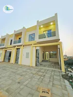 فيلا للبيع بعجمان منطقة الحليو طابقين تصميم عربى مختلف التشطيبات على شارع جار مباشرة مع امكانية التمويل البنكي الميسر : Image 1