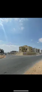 فيلا مساحة واسعة للإيجار في الزاهية عجمان اول ساكن : Image 2