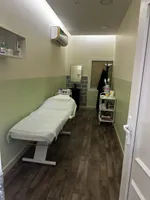 Women's salon for sale in the Emirate of Sharjah, the villas area : Image 2