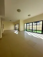 Nad Al Sheba 3 villa for sale : Image 4