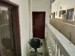 للايجار شقة واسعة غرفتين وصالة كبيرة وغرفتين نوم (غرفة ماستر) : Image 5