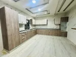 A four-bedroom villa with a majlis, a hall and a maid's room : Image 6