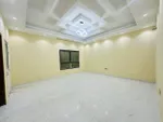 A four-bedroom villa with a majlis, a hall and a maid's room : Image 7