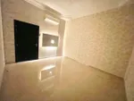 للايجار ملحق غرفتين وصالة مدخل خاص  من الشارع : Image 5