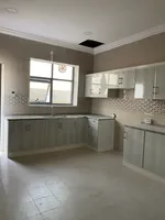 فيلا للبيع مع الكهربا في أم القيوين : Image 4