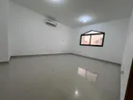 A room and a hall with a balcony for rent between the two bridges : Image 5