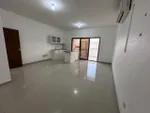 A room and a hall with a balcony for rent between the two bridges : Image 1