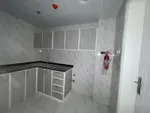 Studio for rent, first inhabitant, kitchen and balcony : Image 2