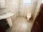 للإيجارالسنوي شقة بغرفة نوم واحدة : Image 6