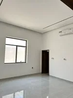 Luxury villa for sale in Ras Al Khaimah, Al Qusaidat : Image 2