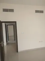 للايجار السنوي شقة اول ساكن بالعالية عجمان فيها بلكونة : Image 2