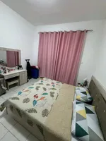 One bedroom apartment with a large balcony. The rent is monthly : Image 1