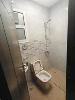 غرفه وصاله للايجار السنوي بالرميله عجمان سعر مميز جدا : Image 5