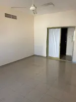 للايجار السنوي شقة غرفتين وصالة في عجمان الصناعية 2 : Image 5