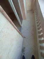 شقه  غرفة وصاله ومطبخ وحمام وبلكونه وخزانه بالحائط تكييف مركزي مساحه واسعه العنوان الراشيديه قريب من  شارع المرور علي محمد بن زايد مباشر  مخرج دبي والشارقه//Apartment with one bedroom, a living room, a kitchen, a bathroom, a balcony, a built-in wardr : Image 3