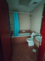 غرفتين وصاله مع تكييف مجانى وباركن مجانى مع بلكونه 3 حمام على الكورنيش عجمان : Image 3