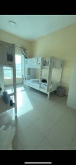 🏢 شقة 3 غرف نوم للبيع مع موقف سيارات 📍 الموقع: عجمان - أبراج اللؤلؤة : Image 6