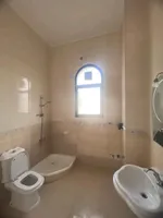 للايجار الشهري استديو بدون فرش مساحته كبيره : Image 5