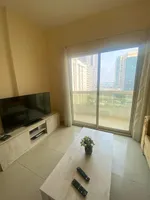 One bedroom apartment and a hall : Image 2