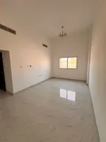 شقة للايجار السنوي - الامل العقارية : Image 2