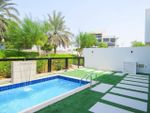 🏡 Luxury townhouse villa for sale in Al Zorah - Ajman : Image 2