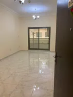 للبيع شقة 4 غرف و3حمام مع باركن منطقة العامرة عجمان : Image 2