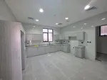 Villa for rent in Abu Dhabi, Madinat Zayed, the capital district, the first resident : Image 3