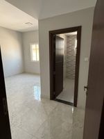 غرفتين وصاله الروضه 2 مع بلكونه 3حمام اول ساكن : Image 2