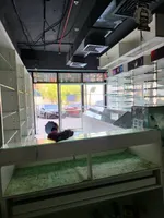 The finest commercial shop for annual rent in the Al Bostan area : Image 4