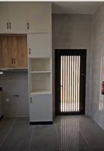 For sale a villa in Sharjah located in Al-Hoshi area in a great location near Al Nouf. Two floors consist of 5 master bedrooms with cabinets on the wall + two halls + two kitchens (preparatory kitchen + large main kitchen), a majlis, a guest bathroom : Image 5