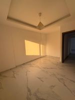 غرفتين وصاله مع بلكونه 2 حمام الجرف 3 اول ساكن بجوار السوق الصينى : Image 7