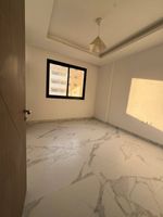 غرفتين وصاله مع بلكونه 2 حمام الجرف 3 اول ساكن بجوار السوق الصينى : Image 8