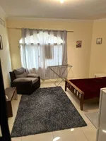 Studios for rent in Between Two Bridges : Image 1