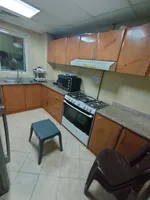 موجود شقة شيرنج شباب عرب للايجار السنوي بنهدة الشارقة امام صحاري سنتر وقريبه جدا من باصات دبي والبرج يوجد به شيرنج و البرج يوجد بمنطقة خدمات وقريب من ماركت نستو وماركت اللولو والشقة مفروشة فرش نظيف والسراير سنجل ومكتملة العدد بالايجار موظفين عرب للاس : Image 1