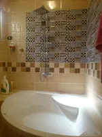 للبيع بناية في منطقة البراحة (دبي) : Image 1