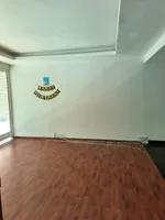 Ground floor and mezzanine shop for rent in Abu Dhabi with an area of 400 meters for a supermarket or ceramic and kitchen showrooms : Image 7