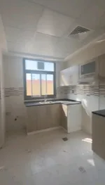 شقة للايجار غرفتين وصالة مع 3 حمام مع بلكونة مع مطبخ بمنطقة الروضة : Image 4