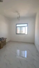 شقة للايجار غرفتين وصالة مع 3 حمام مع بلكونة مع مطبخ بمنطقة الروضة : Image 2