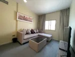 Apartments and studios for monthly rent : Image 1