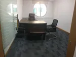 Office for rent with rent in a very clean building in Deira : Image 1