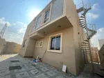 Villa for rent in Jasmine, five bedrooms, living room and kitchen : Image 3