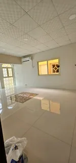 فيلا للبيع 3 مليون أو إيجار ب 120، 4 غرف فوق تحت مجلس وصالة وهول وغرفة عاملة منزلية وموقف خارجي وداخلي 2 مطبخ وحمامات اضافية والغرف كلها ماستر : Image 1