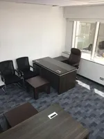 مكتب للإيجار في دبي يصلح لجميع الانشطه التجاريه : Image 6