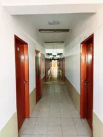 سكن عمال للبيع في عجمان -الجرف- الباهية مكون من 6 بلوكات كل بلوك يحتوي على 30 غرفةيوجد في البلوك الاول محلات تجارية السكن مرتب بشكل جيد وعائد استثمار اكثر من 10% : Image 3