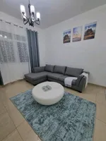 غرفه وصاله مفروشه للإيجار الشهري 

في عجمان ليواره منتصف المدينه 

خلف بنك ابو ظبي التجاري 

قريبه من جميع الخدامات اللولو هايبر ماركت 

و علي بعد دقيقه من محطة الباصات 

شامل جميع الفواتير 

السعر 4500 درهم 

1000 درهم تامين مسترد عند الخروج : Image 6